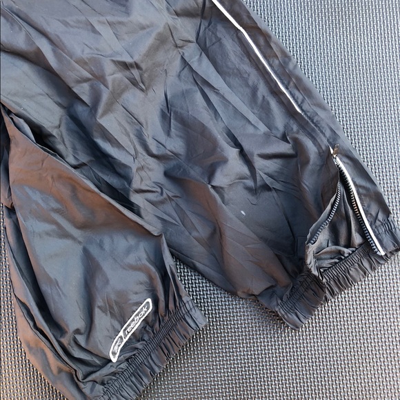 Reebok Nylon Windpants - Picture 3 of 4